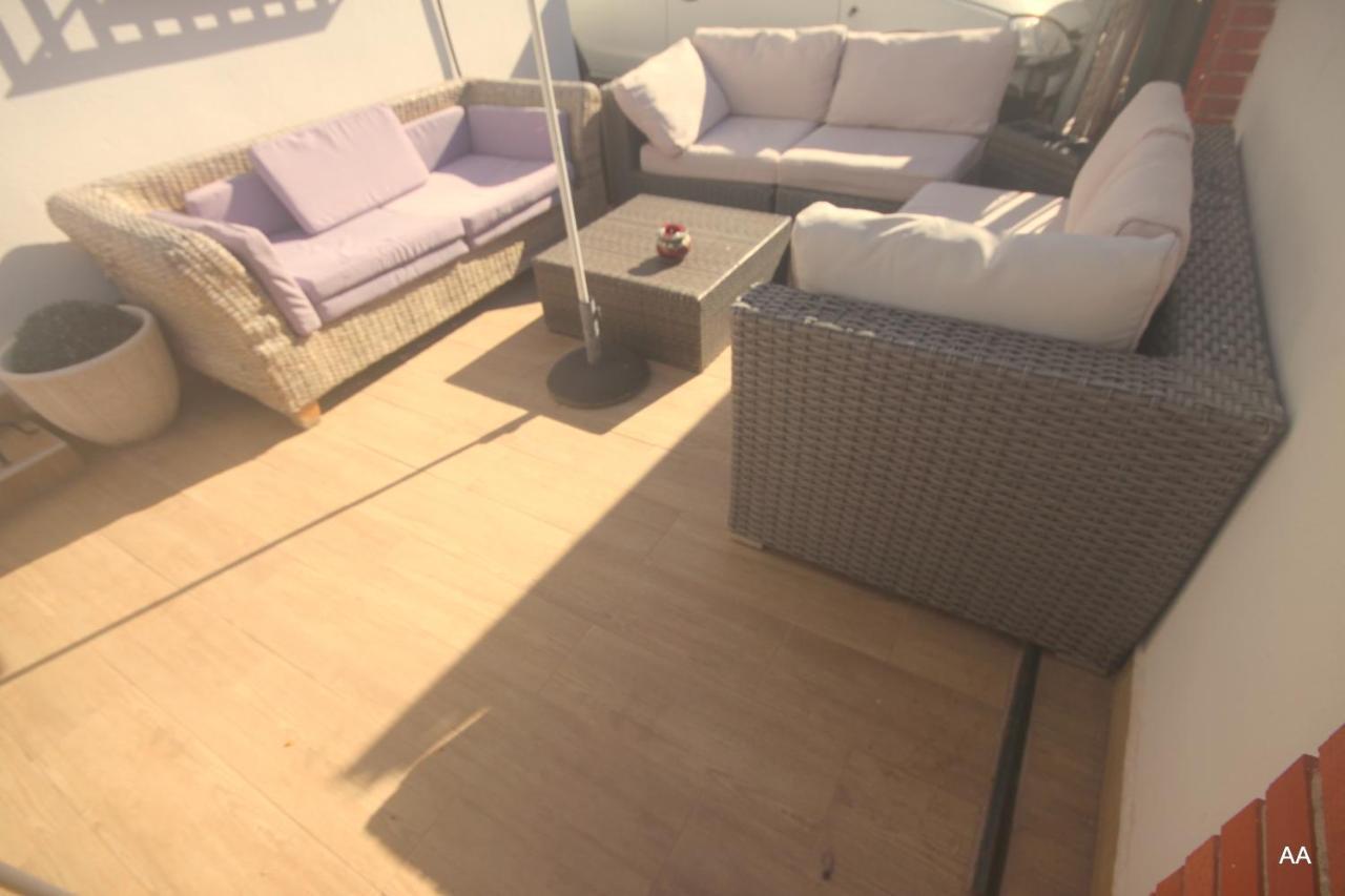 Little Peaceful Retreat Room With Bath, Heating, Terrace, Free Wifi Fridge Easy Parking Марбелья Экстерьер фото