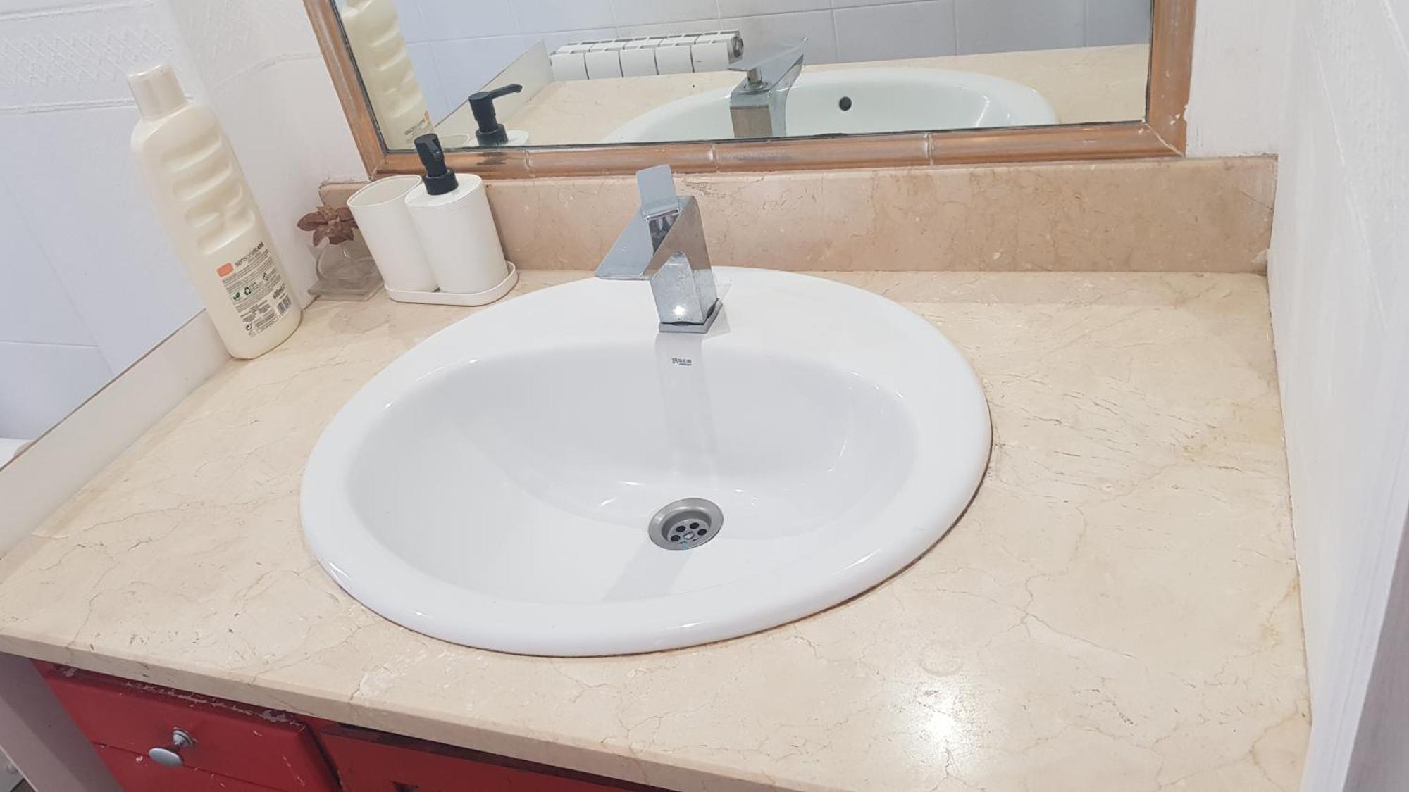 Little Peaceful Retreat Room With Bath, Heating, Terrace, Free Wifi Fridge Easy Parking Марбелья Экстерьер фото